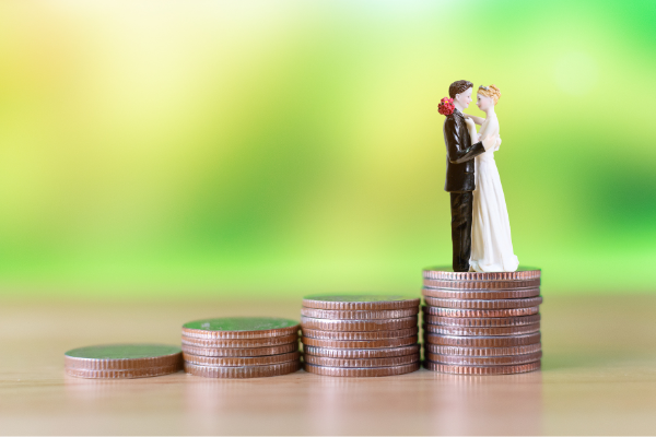 Menabung untuk Nikah dengan Gaji UMR: Realistis atau Mustahil?